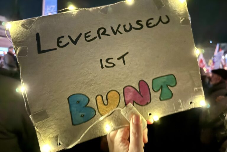 Lev ist bunt!